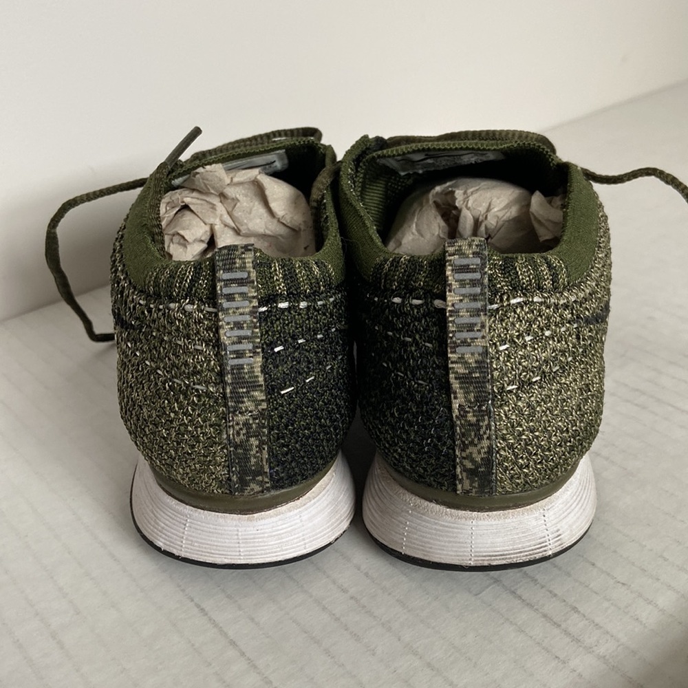 *SOLD* Nike Flyknit Racer Rough Green - Picture 4 of 5